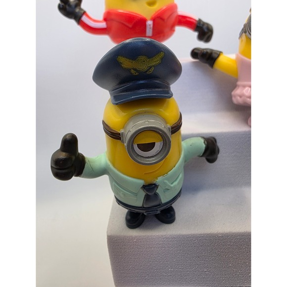 Minions Figures McDonalds Pilot, Ballerina, Tracksuit Set - Collectible Kids /JJ - Picture 4 of 5